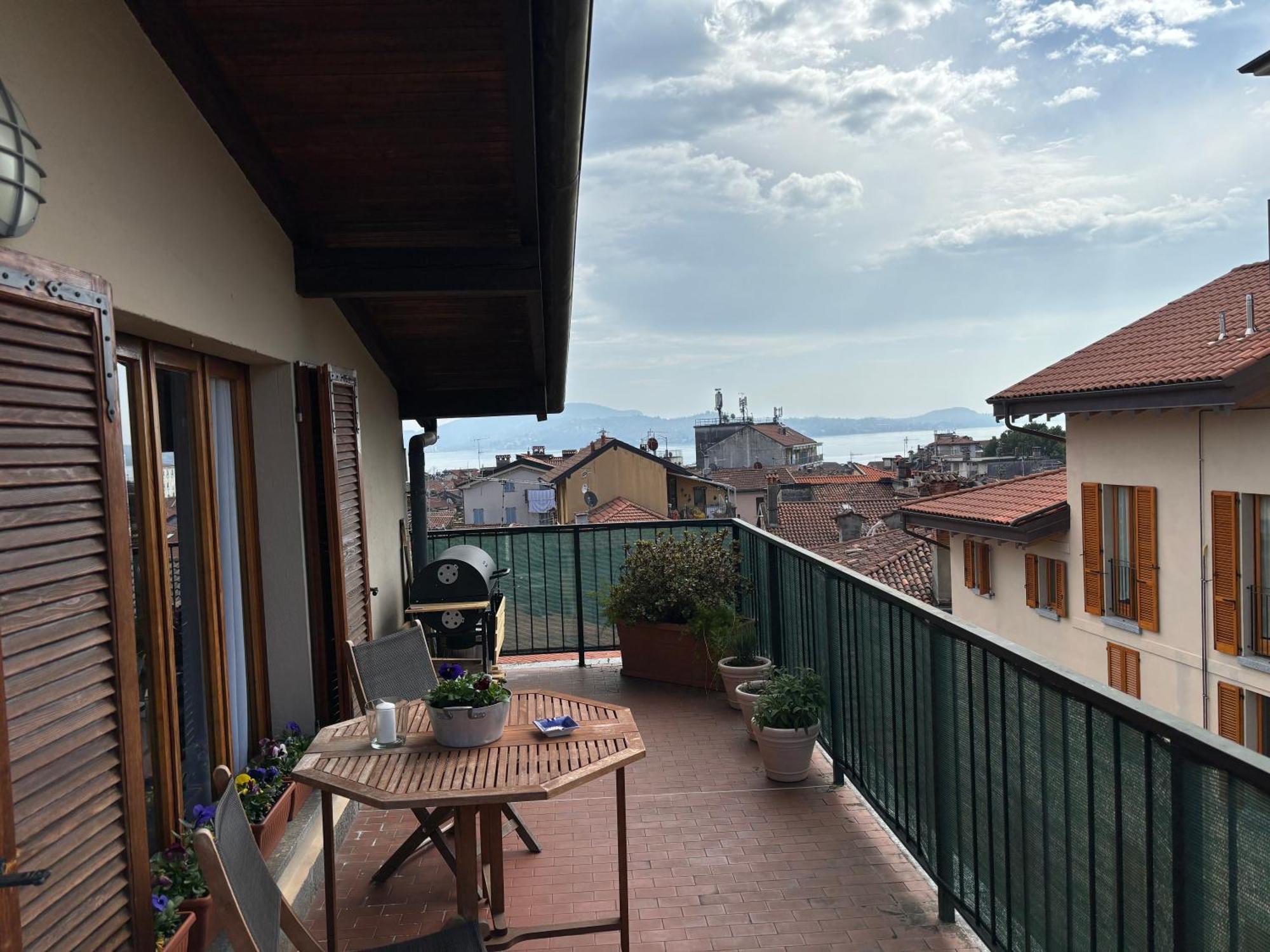 La Terrazza Apartment Verbania Ngoại thất bức ảnh
